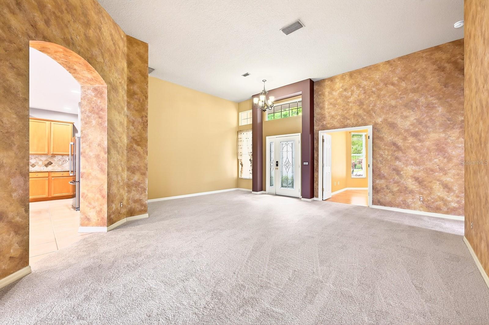 EMERALD ESTATES - Residential