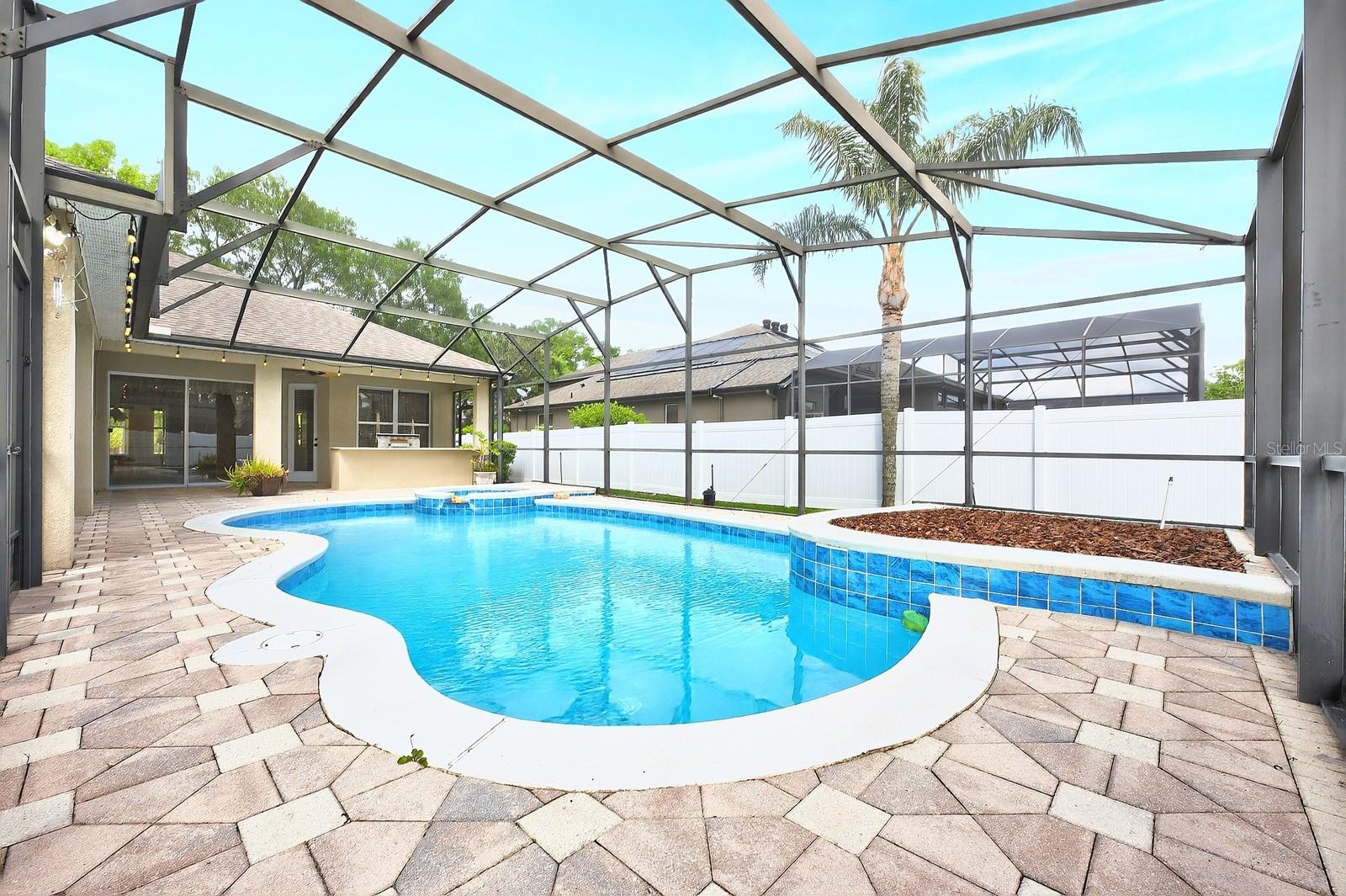 EMERALD ESTATES - Residential