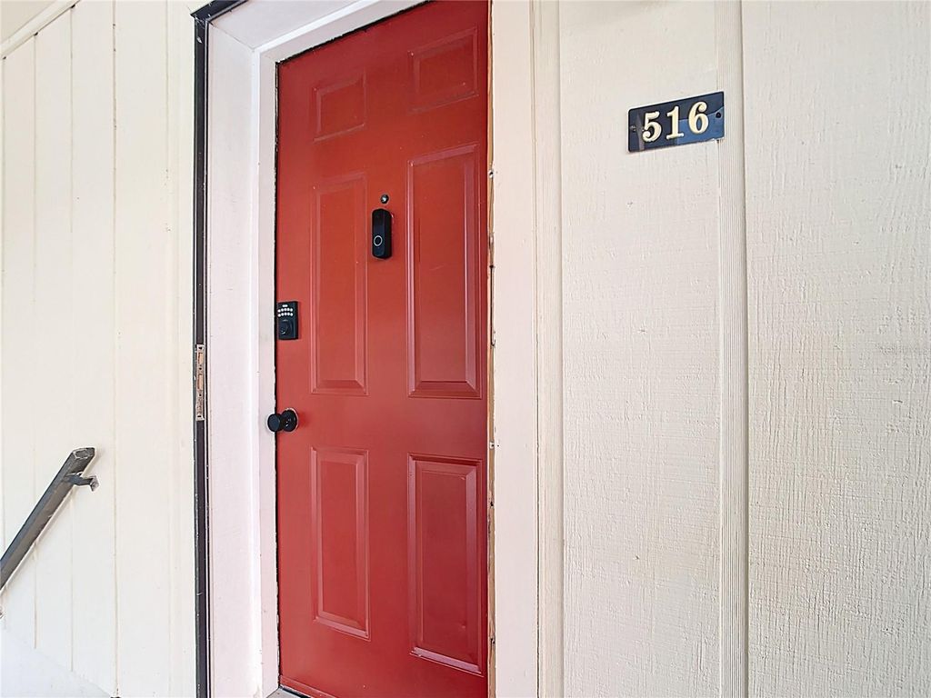 Photo of 516 Parkdale Mews #516, Venice, FL 34285 (MLS # A4671379)