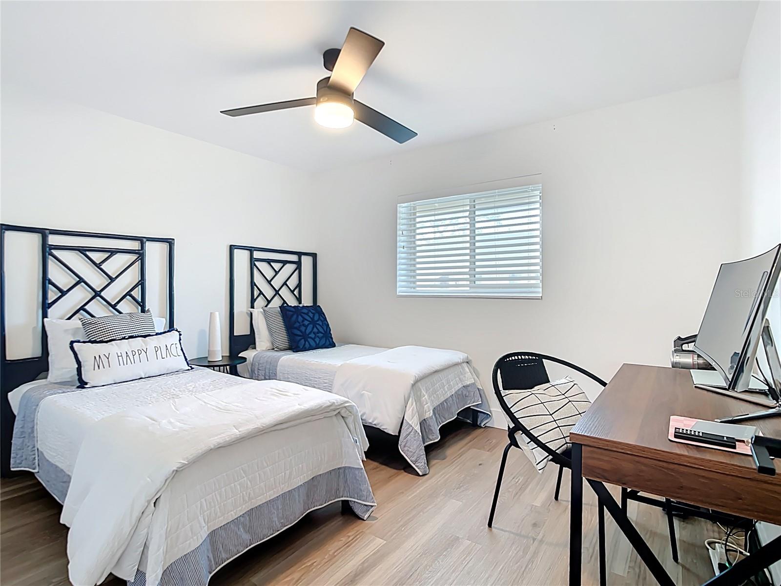 PARKDALE EAST - Residential