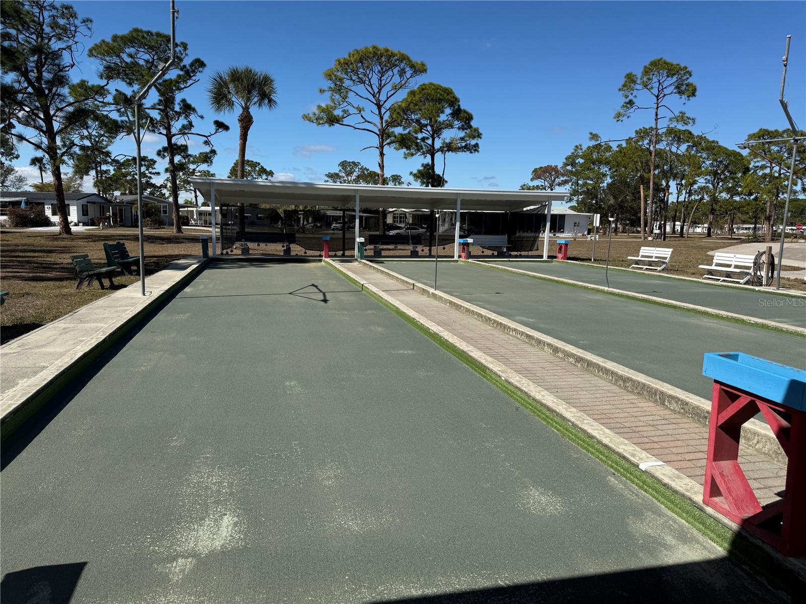 HOLIDAY PARK - Residential