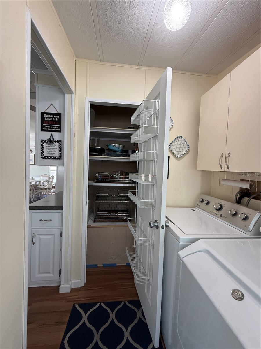 HOLIDAY PARK - Residential