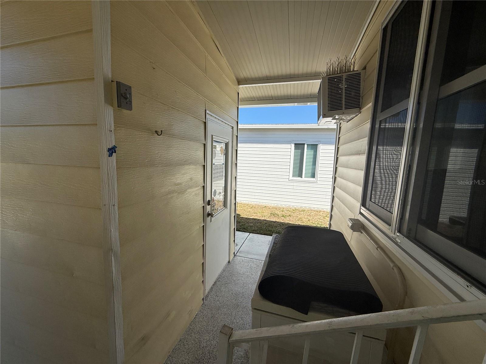 HOLIDAY PARK - Residential