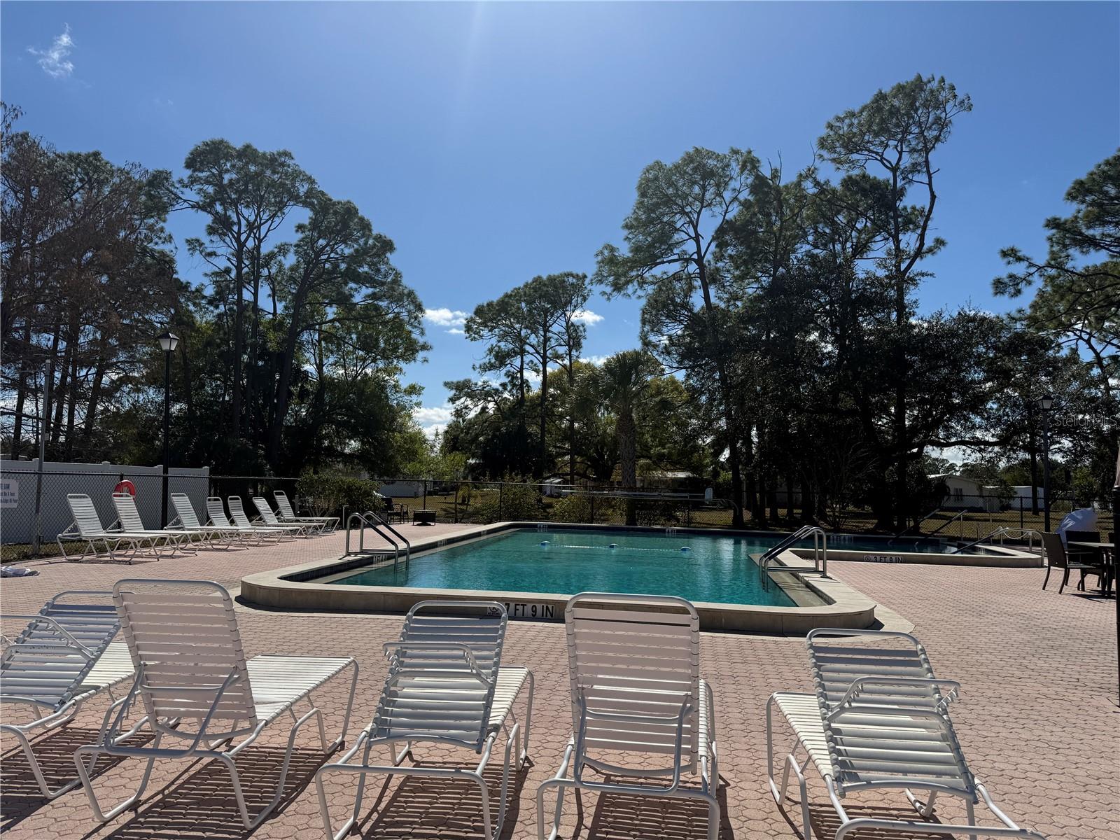 HOLIDAY PARK - Residential