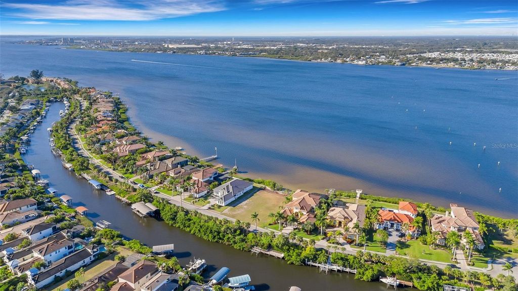 Photo of 4111 Hawk Island Drive, Bradenton, FL 34208 (MLS # A4676703)