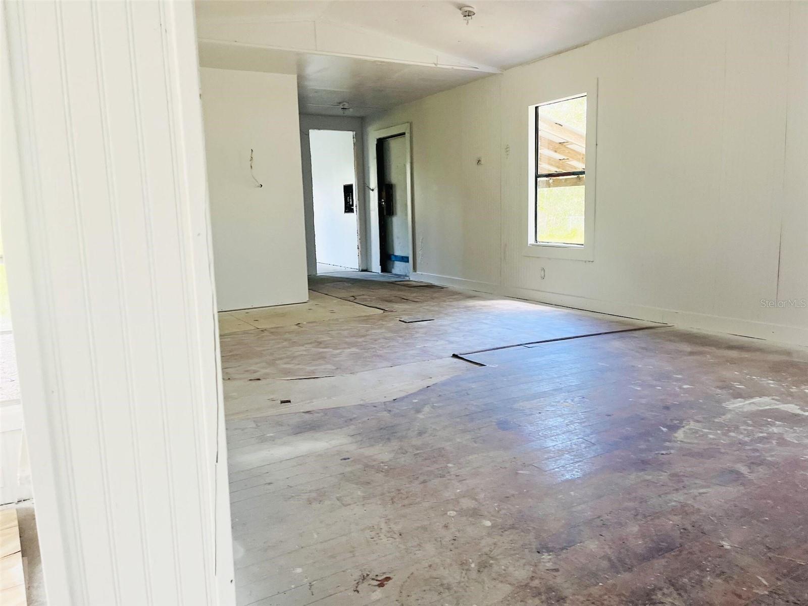 WOODS RANCHING & FARMING TRACTS - Residential