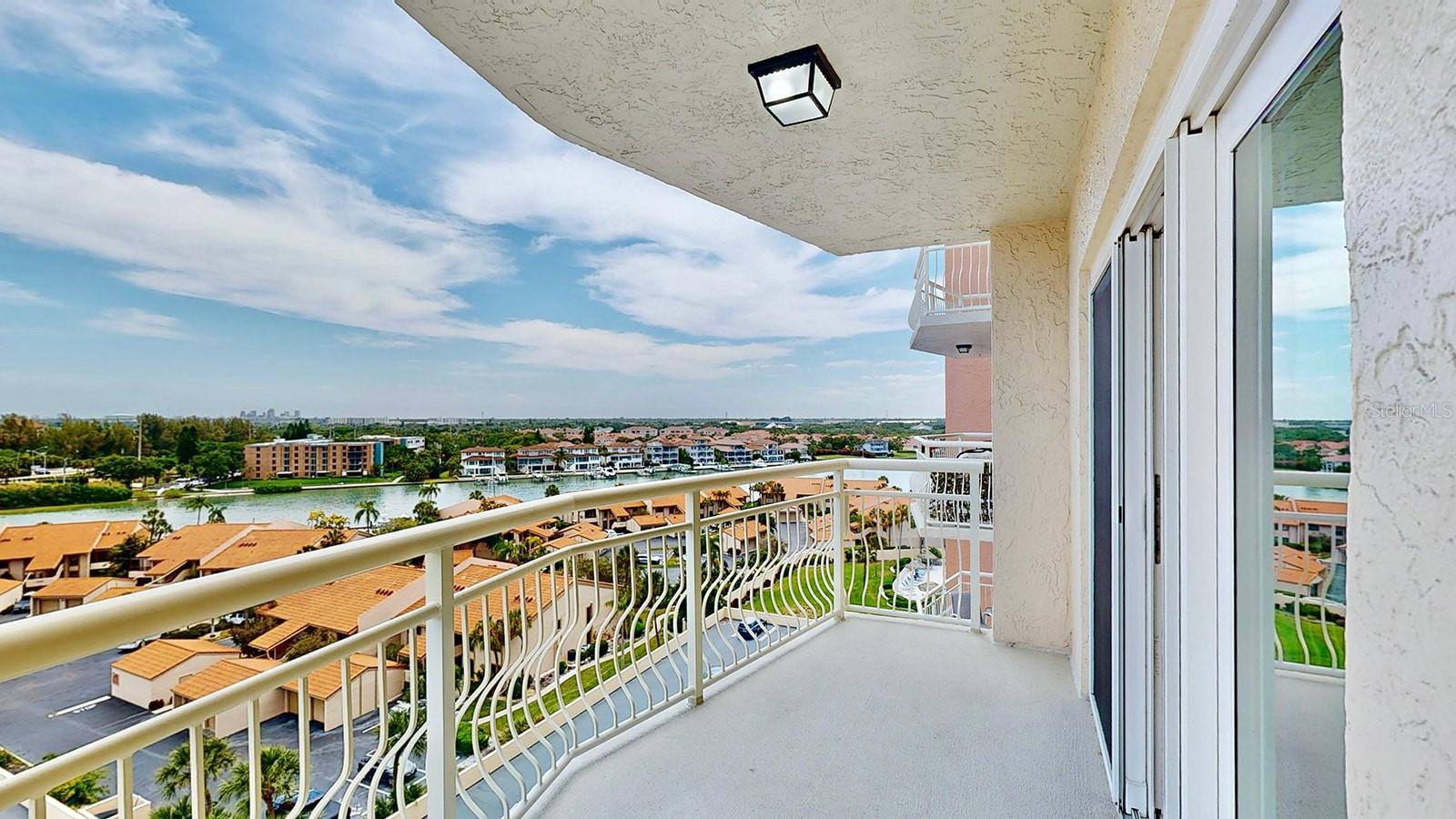 4900 BRITTANY DRIVE S 1011