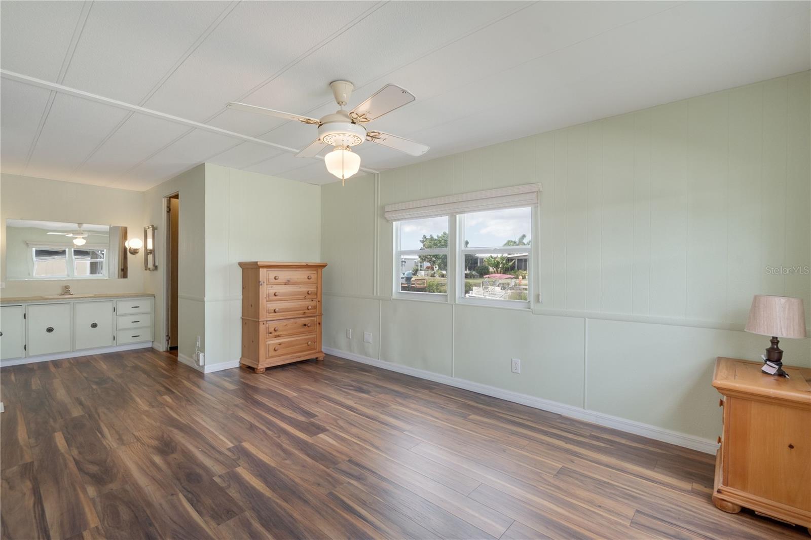 HARBOR COVE - Residential