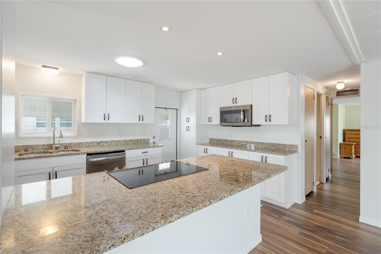 HARBOR COVE - Residential