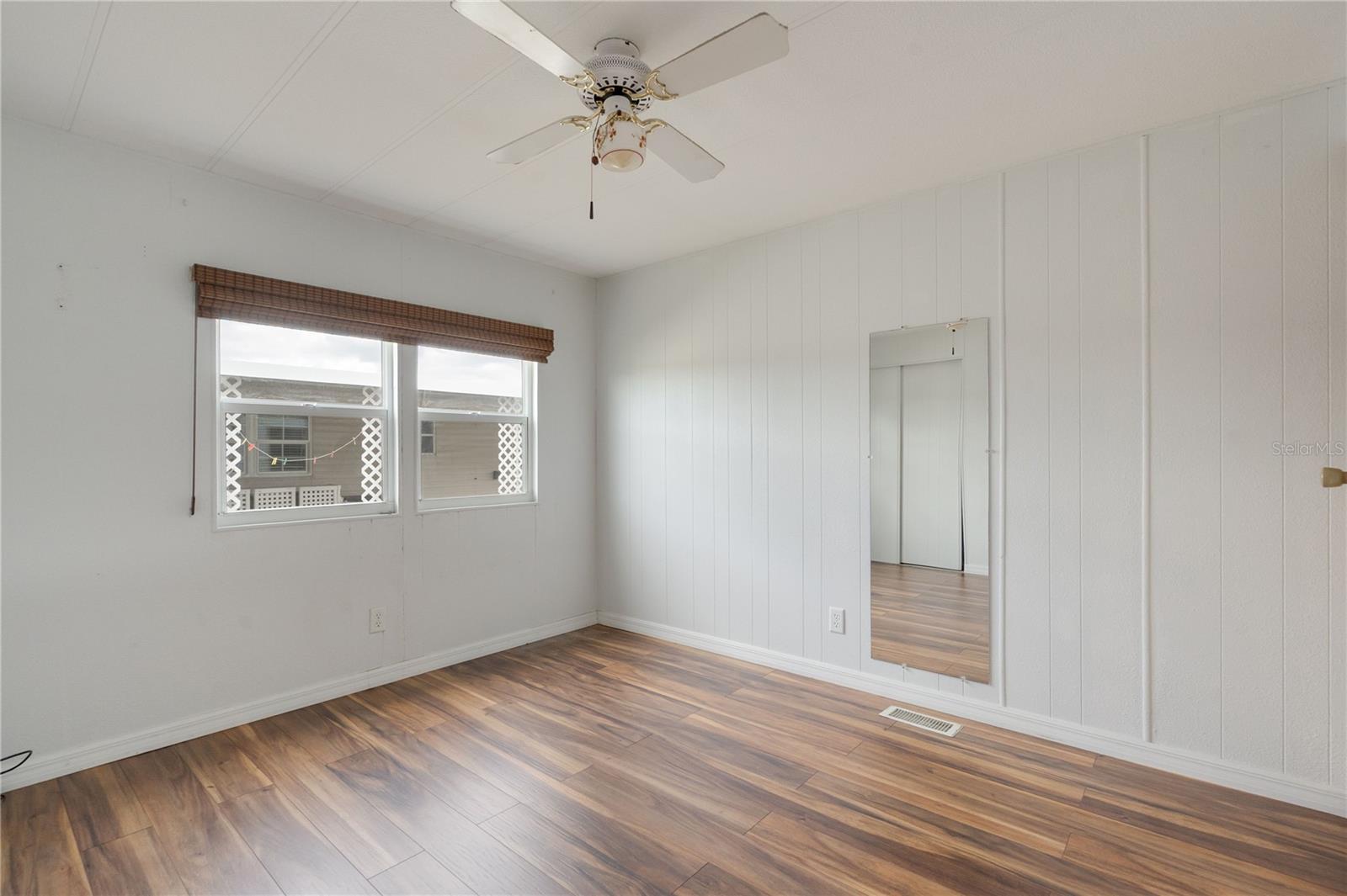 HARBOR COVE - Residential