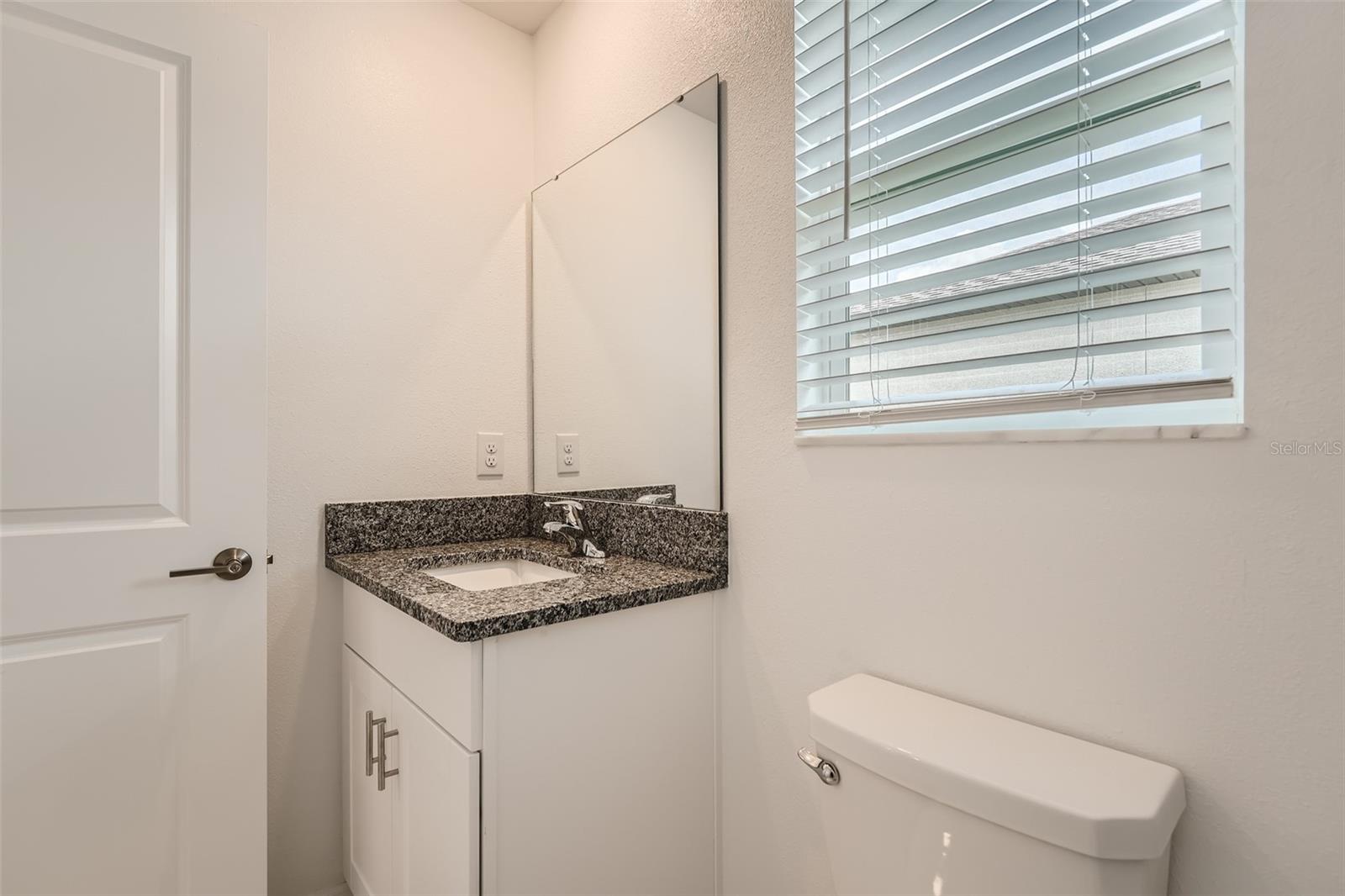 ABBOTT SQUARE - Residential