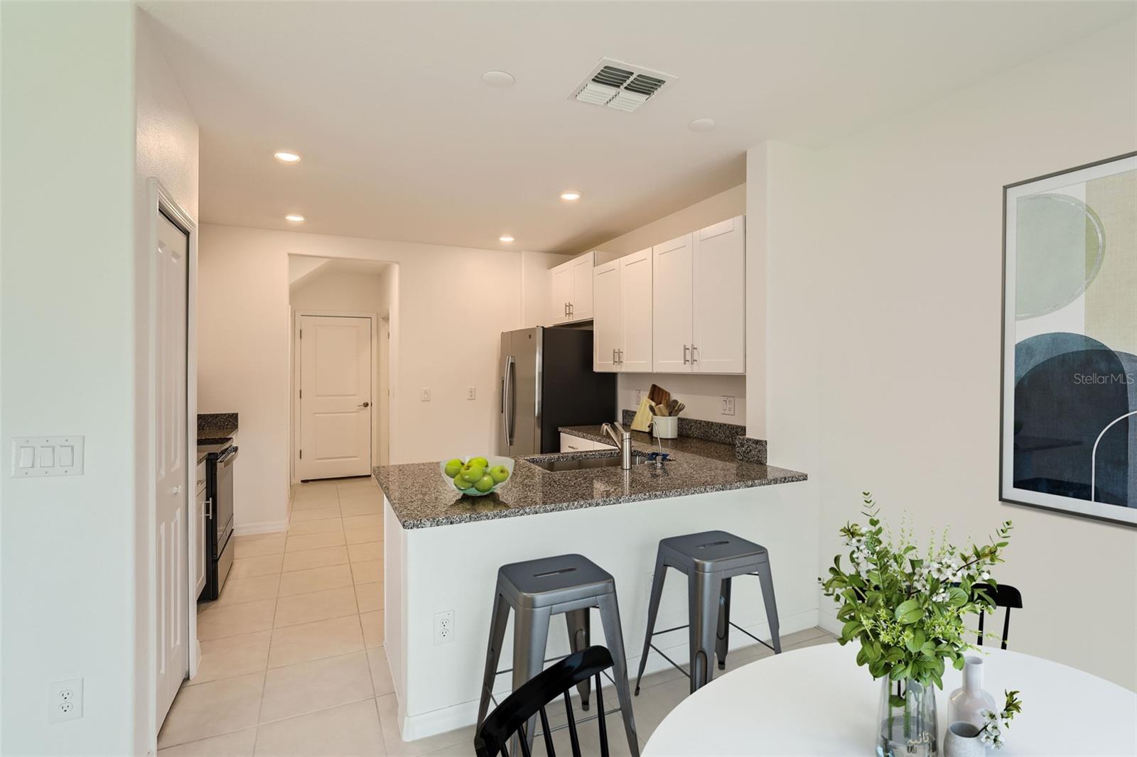 ABBOTT SQUARE - Residential