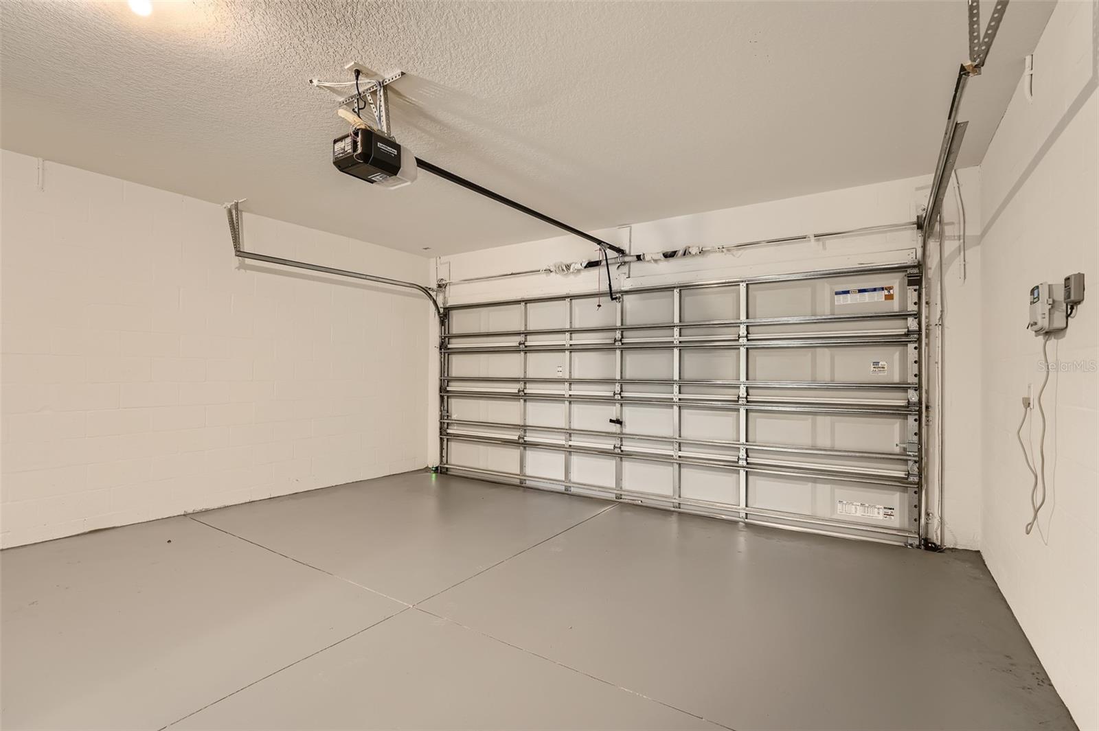 ABBOTT SQUARE - Residential