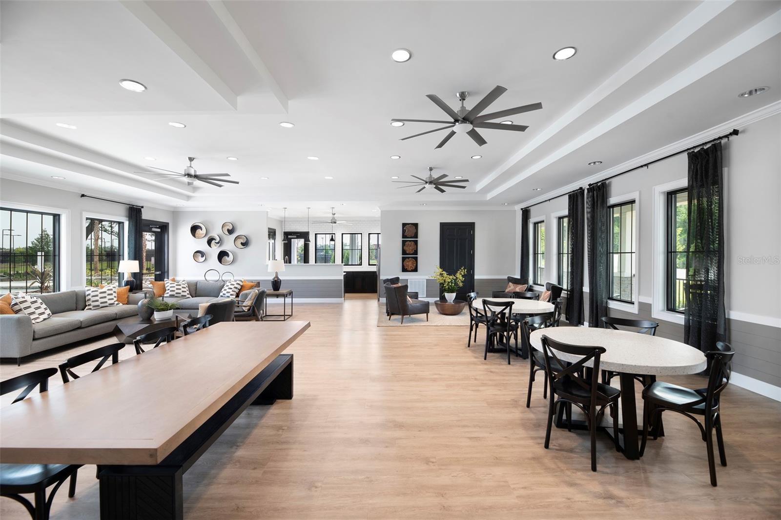 ABBOTT SQUARE - Residential