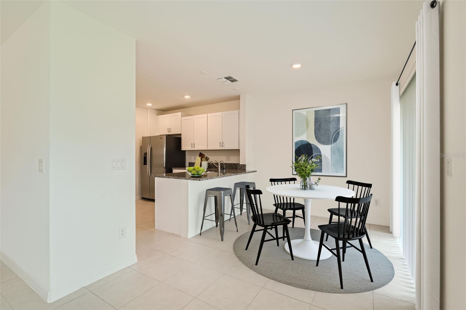 ABBOTT SQUARE - Residential