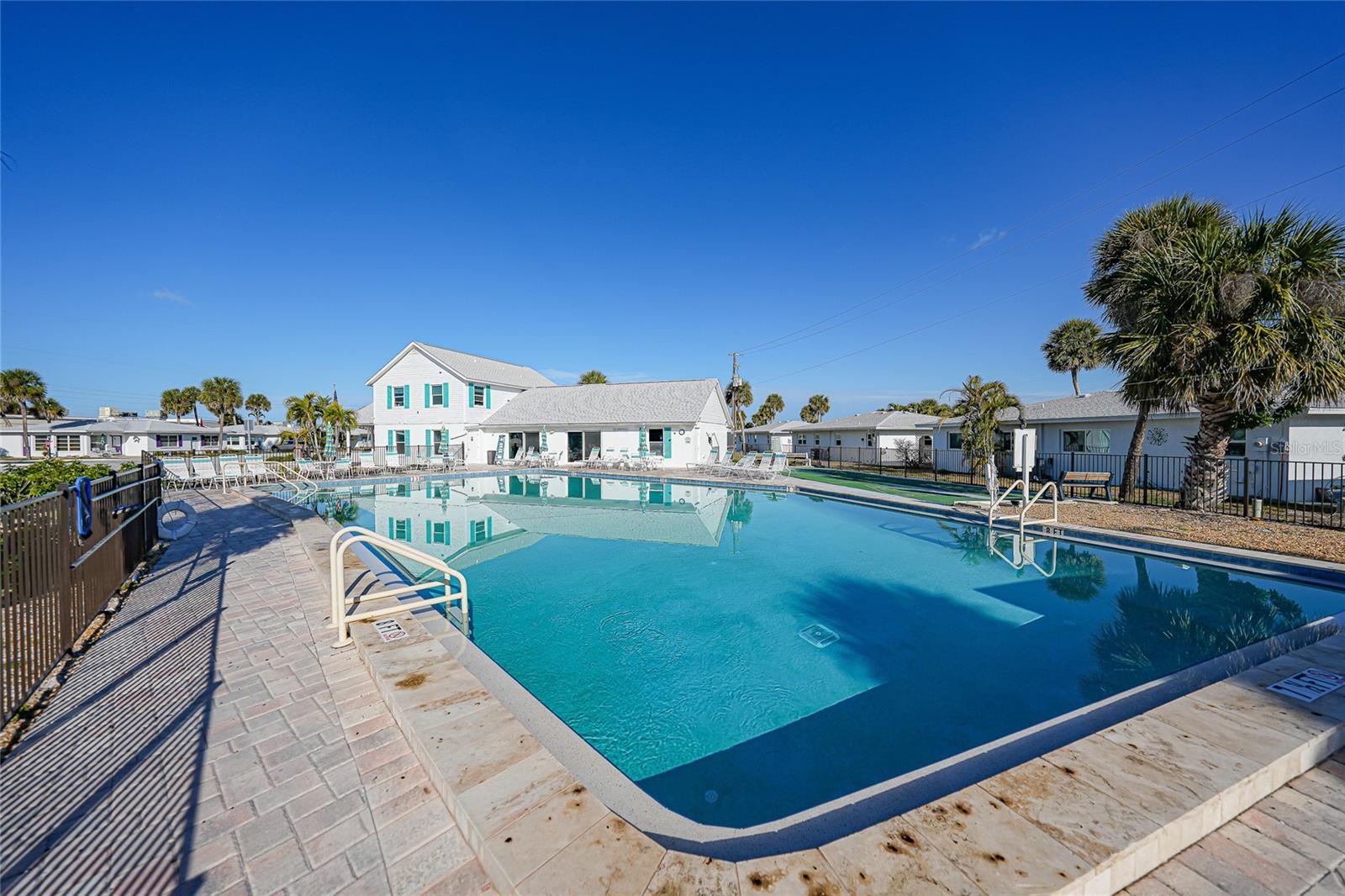 ENGLEWOOD BEACH CONDO VILLA 40 - Residential