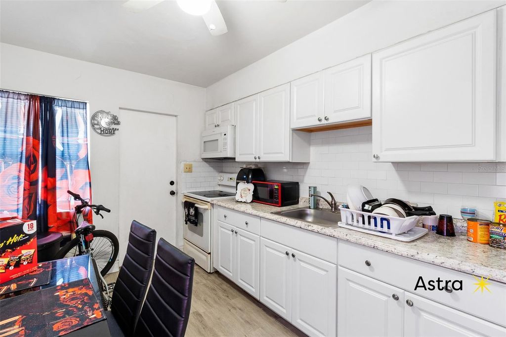 Photo of St Petersburg, FL 33705 (MLS # TB8486004)