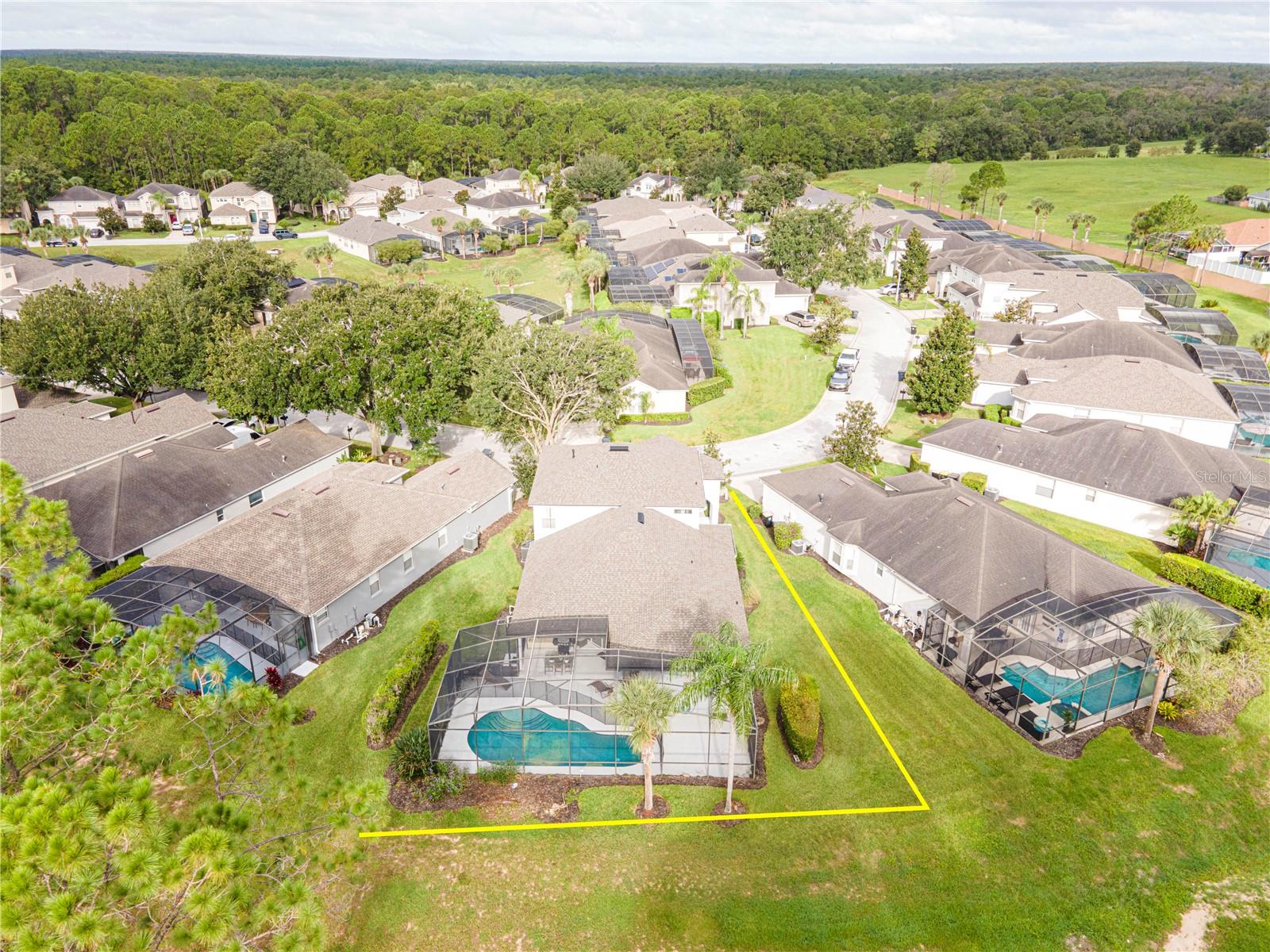 CALABAY PARC - Residential Lease