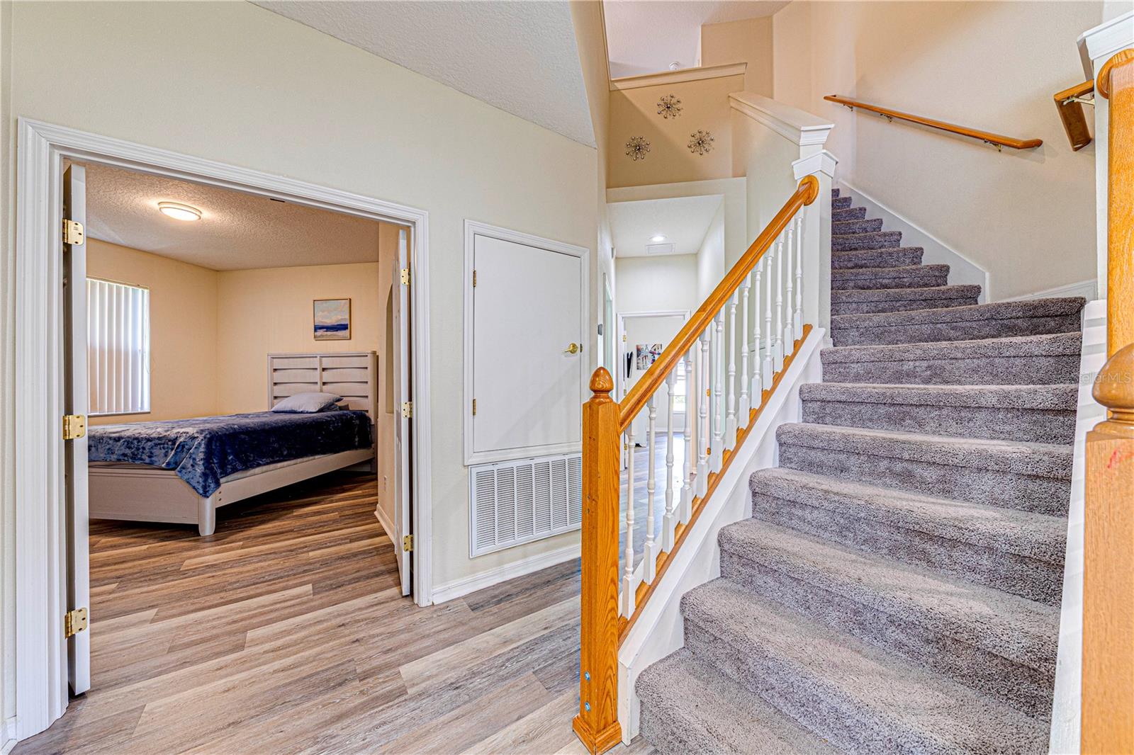 CALABAY PARC - Residential Lease