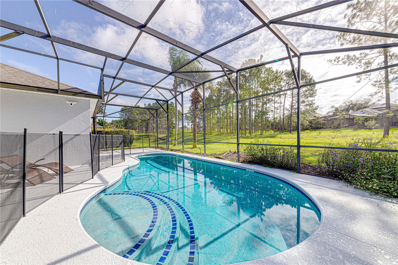 CALABAY PARC - Residential Lease