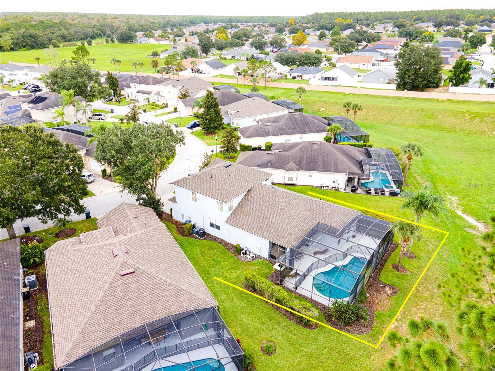CALABAY PARC - Residential Lease