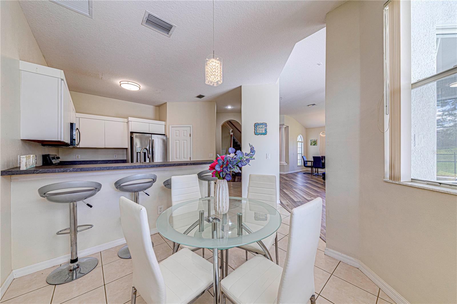 CALABAY PARC - Residential Lease