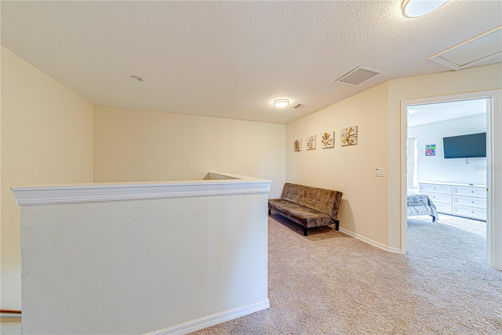 CALABAY PARC - Residential Lease