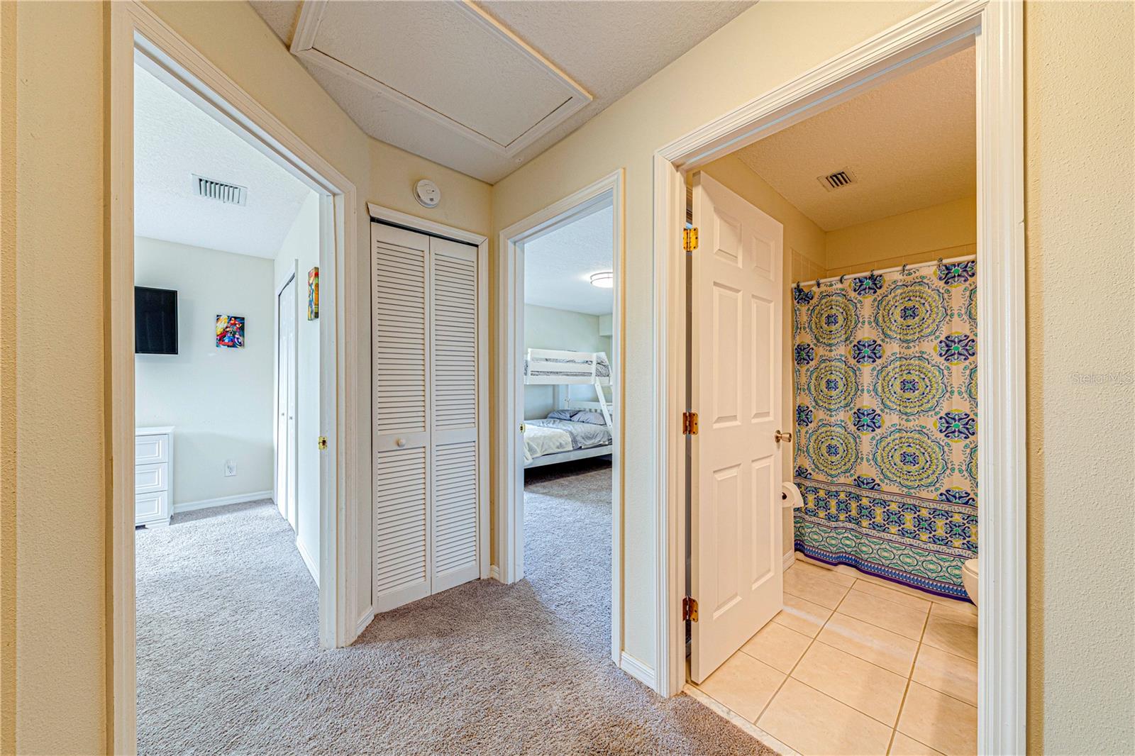 CALABAY PARC - Residential Lease