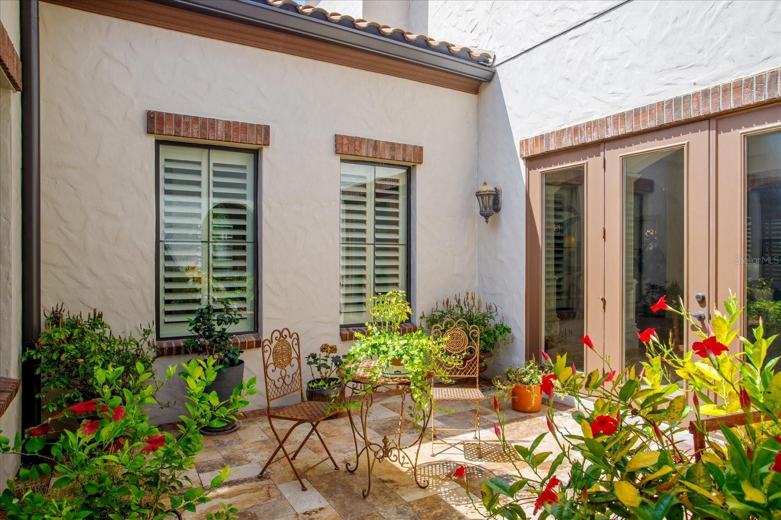 WATERSTONE - Residential