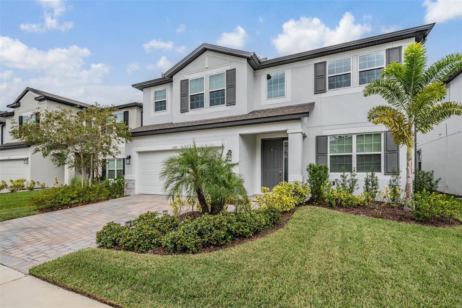 WHISPERING OAKS PRESERVE PH 1 - Residential