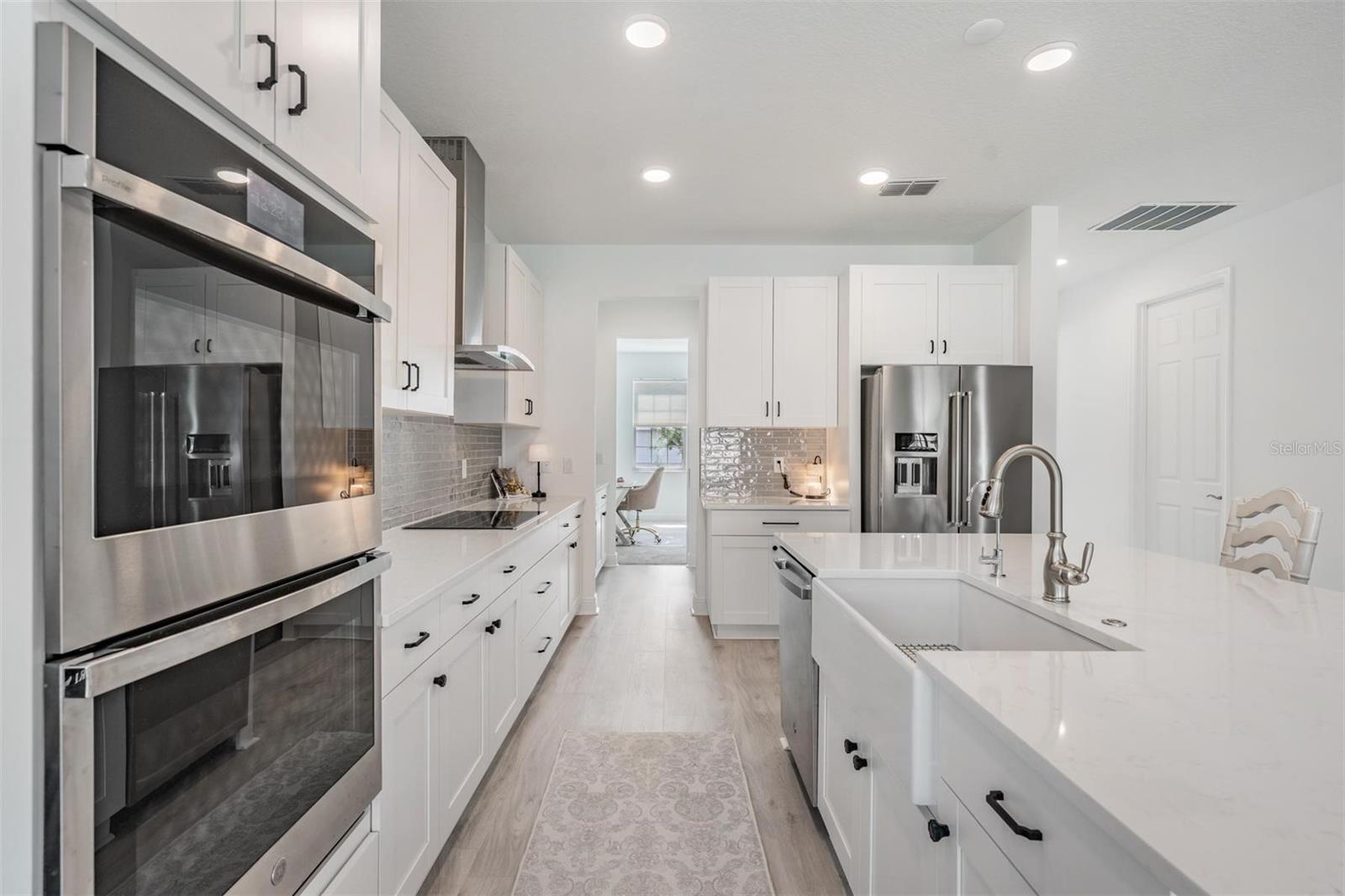WHISPERING OAKS PRESERVE PH 1 - Residential