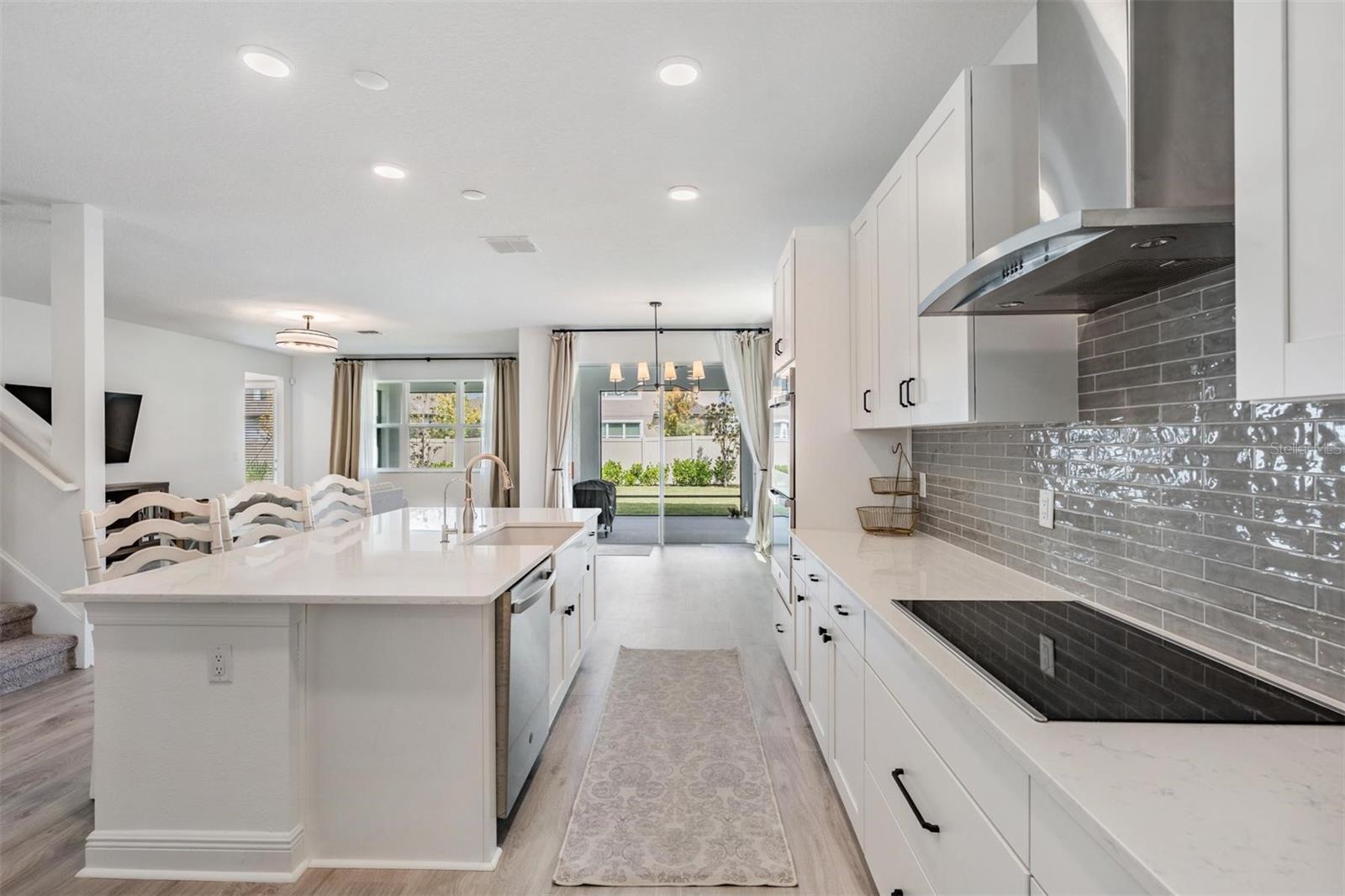 WHISPERING OAKS PRESERVE PH 1 - Residential