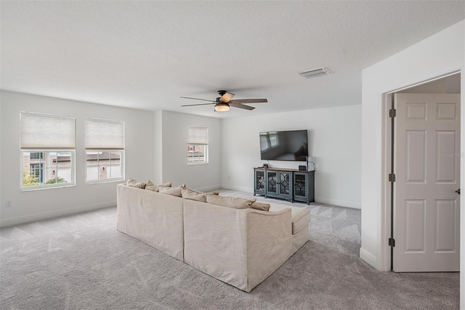 WHISPERING OAKS PRESERVE PH 1 - Residential