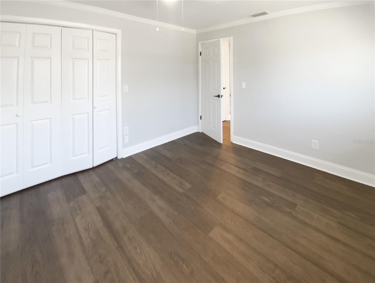 HOLIDAY GROVES - Residential