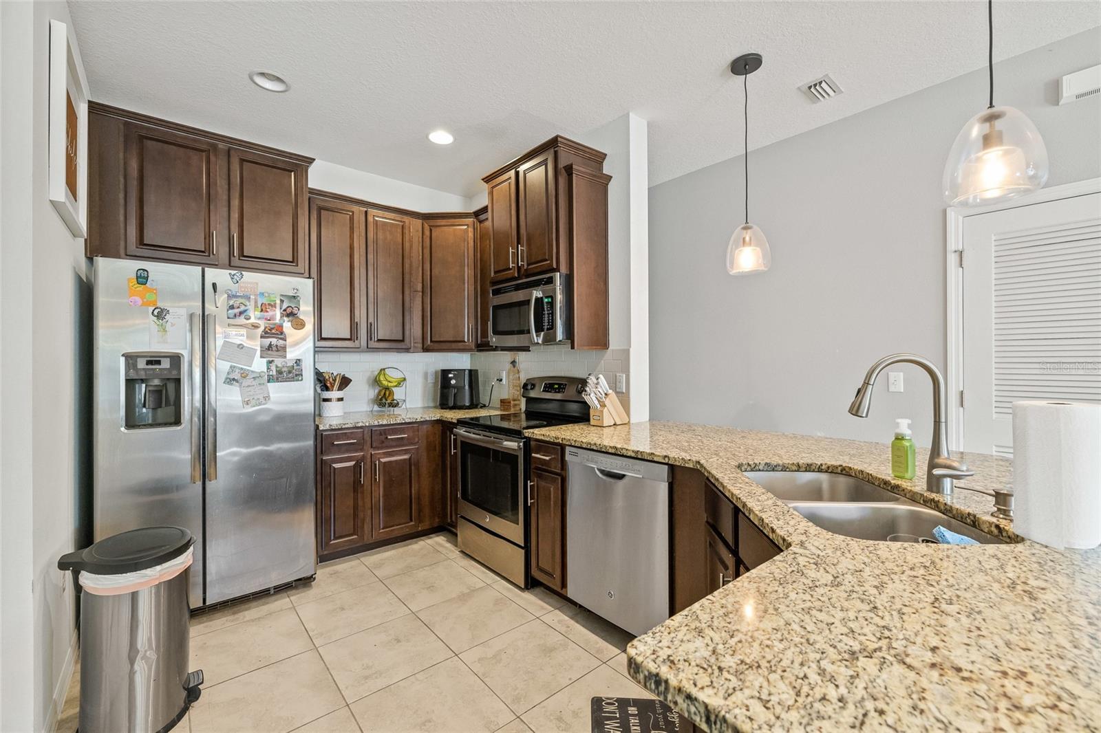 SCHOONER COVE A CONDO PH 83 - Residential