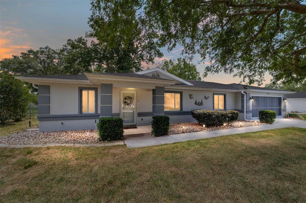 Photo of 10169 SW 63rd Avenue, Ocala, FL 34476 (MLS # OM723743)
