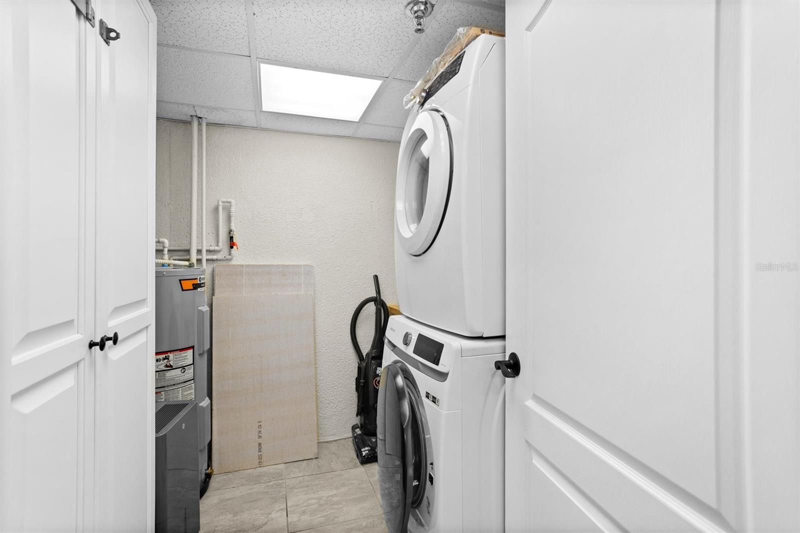 SHORES OF MADEIRA CONDO - Residential Lease