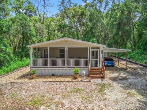 Photo of 4214 Joslyn Lane, Lady Lake, FL 32159 (MLS # G5100557)