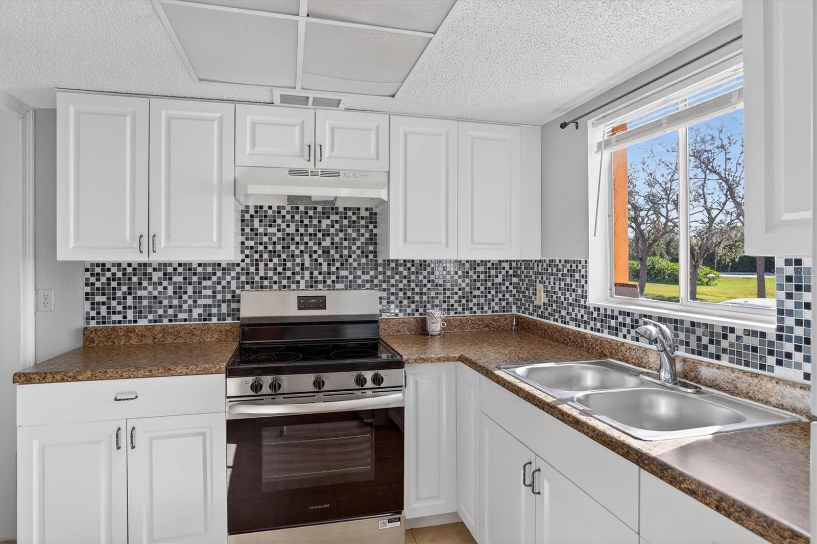 PINE RUSH VILLAS CONDO - Residential