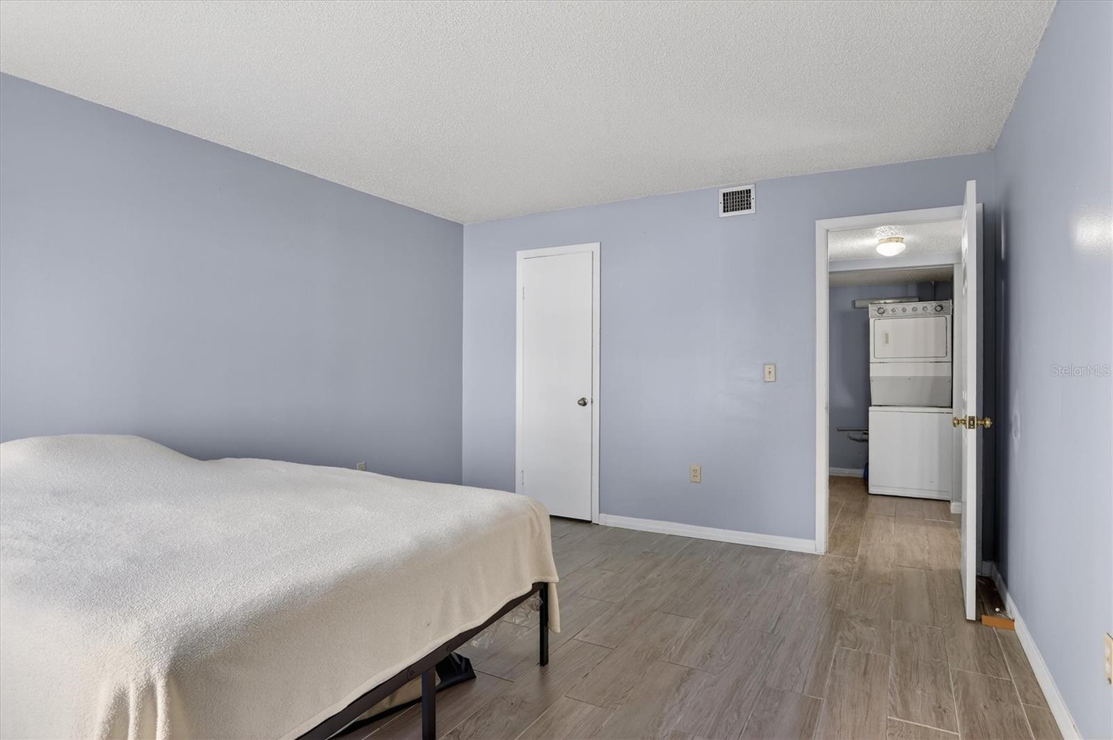 PINE RUSH VILLAS CONDO - Residential