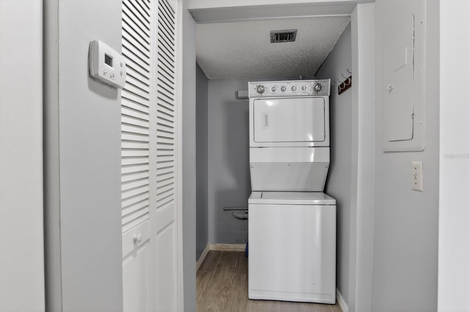 PINE RUSH VILLAS CONDO - Residential