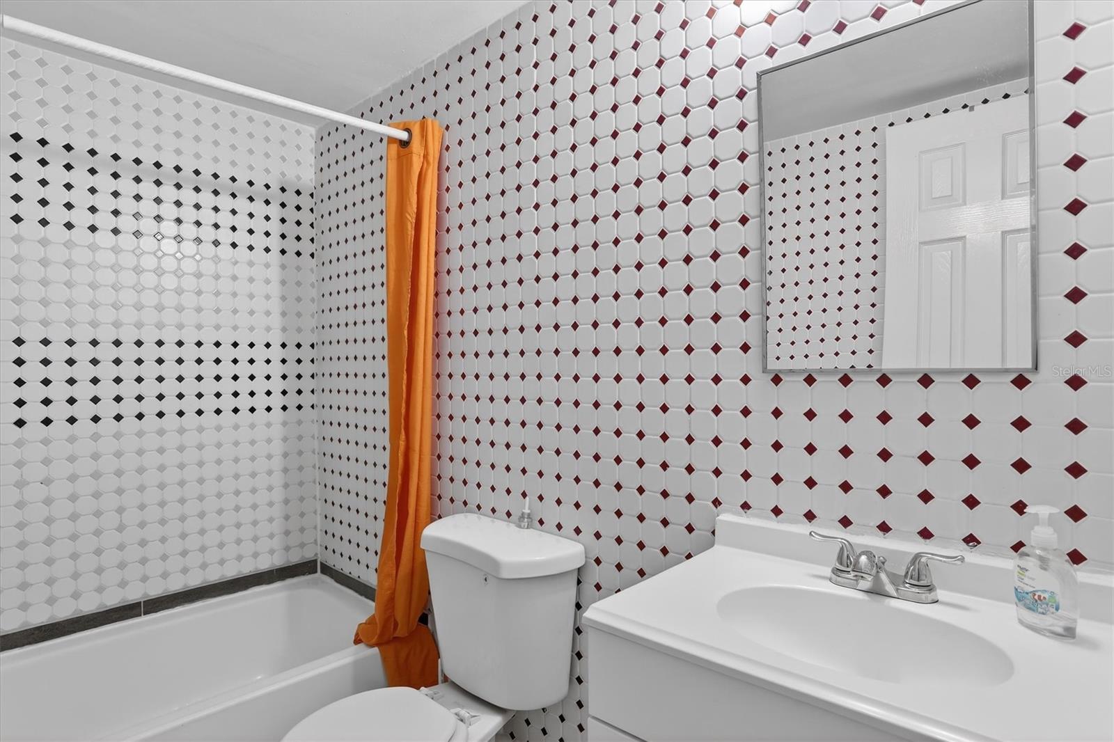 PINE RUSH VILLAS CONDO - Residential