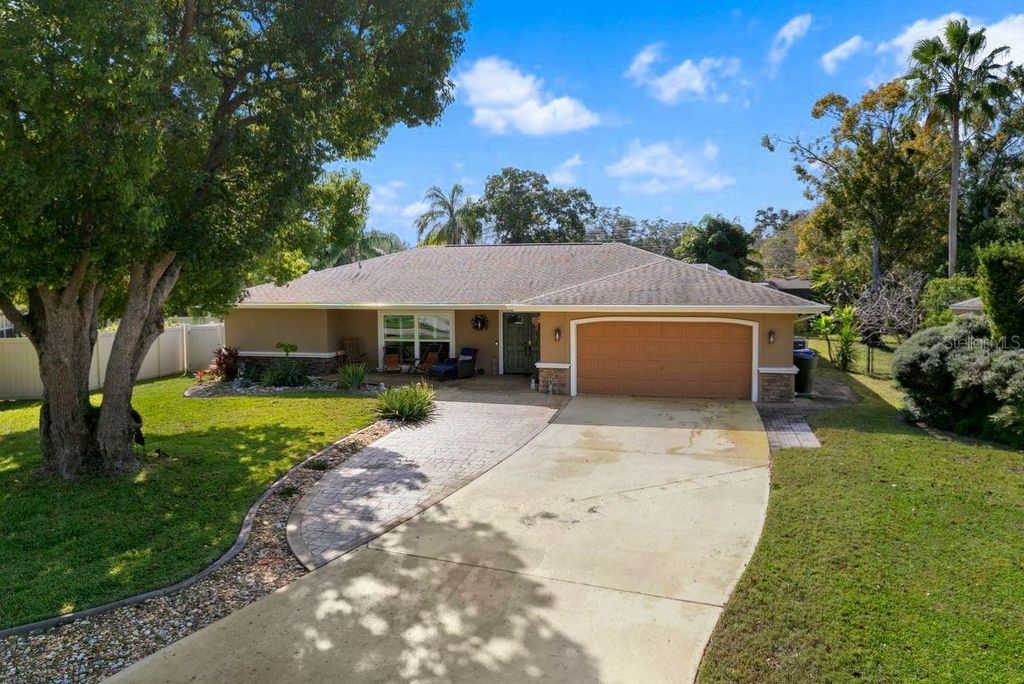 Photo of 1205 Royal Oak Drive S, Dunedin, FL 34698 (MLS # TB8458283)