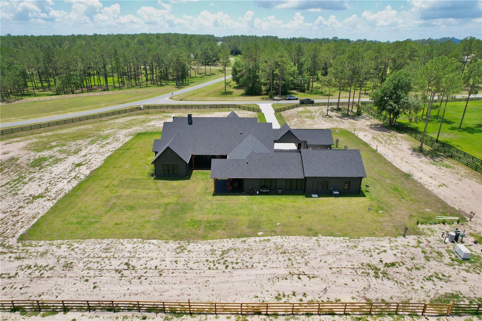 LAKEWOOD RANCHES SUB - Residential