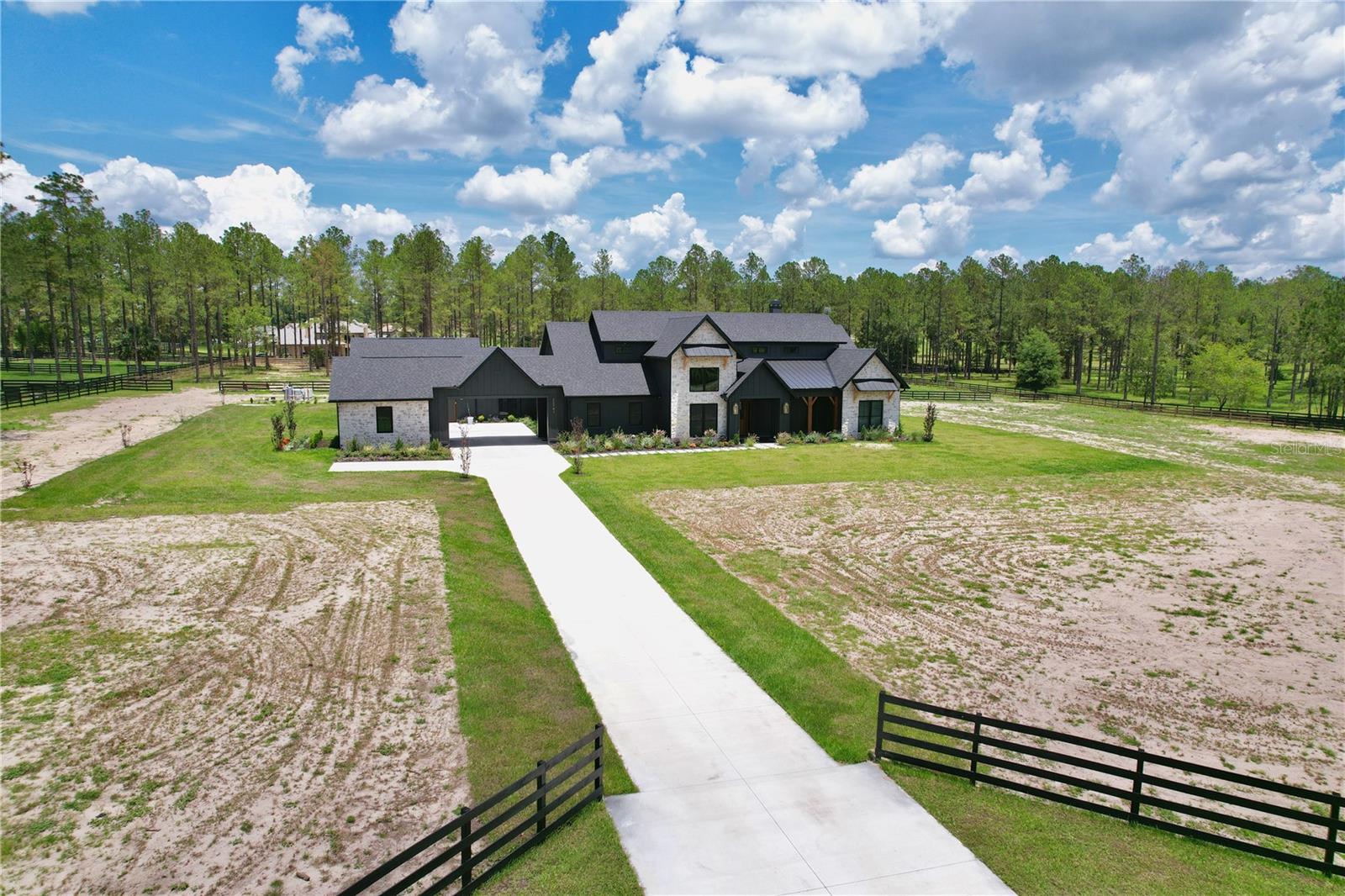 LAKEWOOD RANCHES SUB - Residential