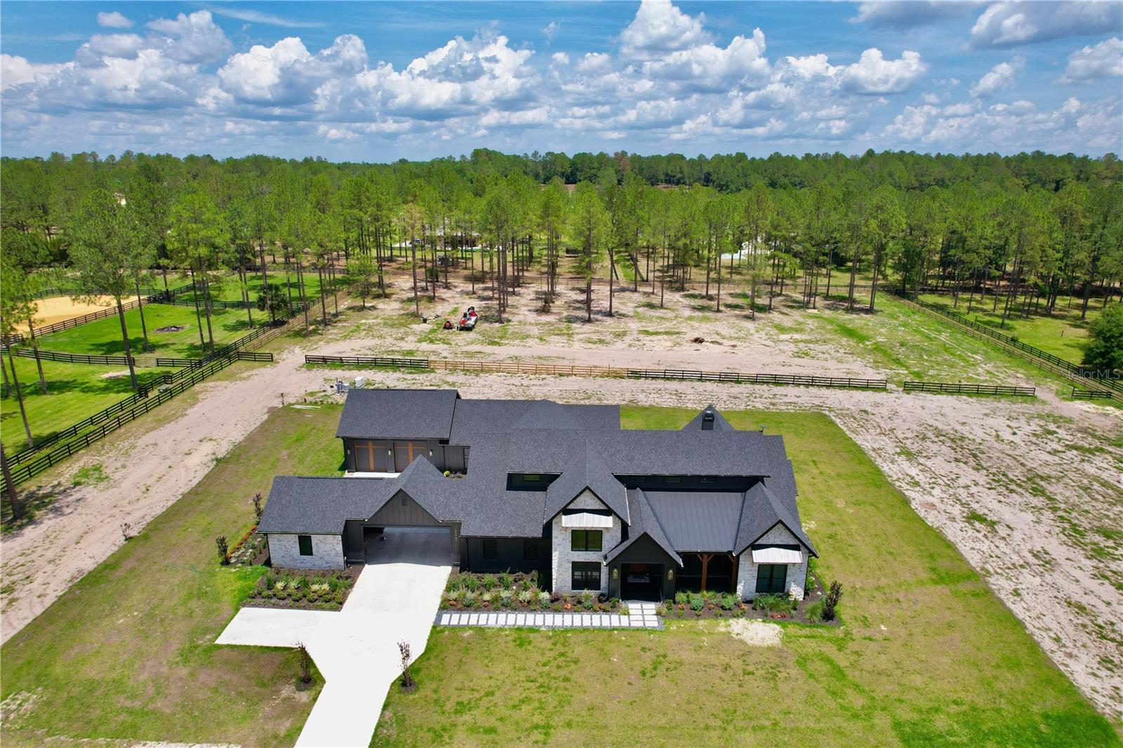 LAKEWOOD RANCHES SUB - Residential