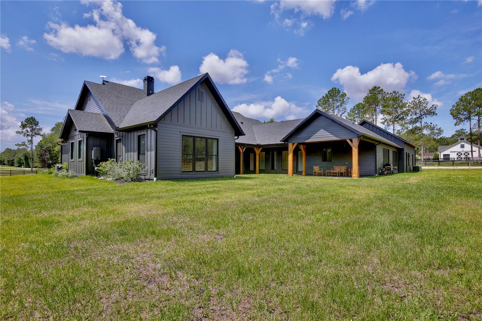 LAKEWOOD RANCHES SUB - Residential