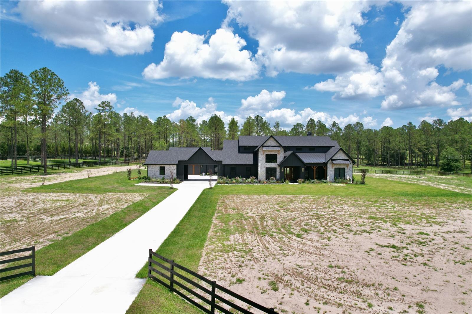 LAKEWOOD RANCHES SUB - Residential