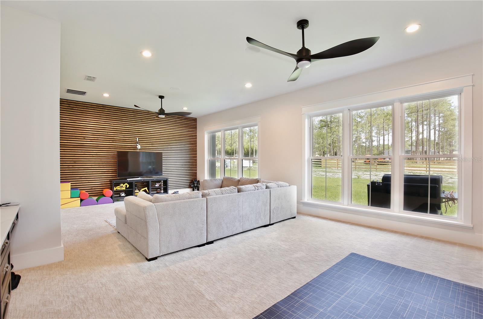 LAKEWOOD RANCHES SUB - Residential