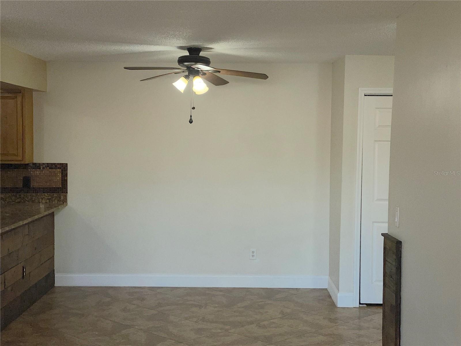 646 KENWICK CIRCLE 103